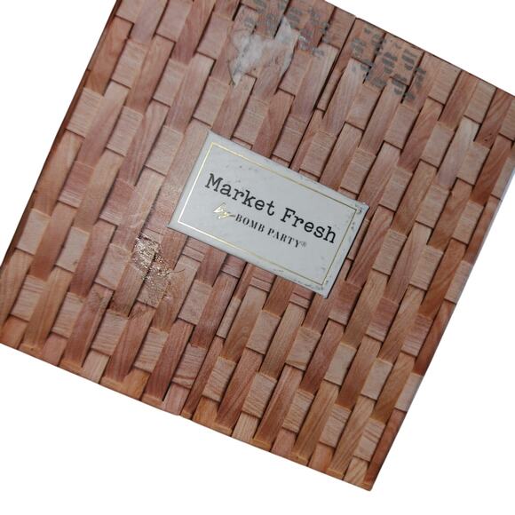 BOMB PARTY NWT SHES GOT ZEST FOR GLAM BLING EARRINGS - Picture 4 of 4